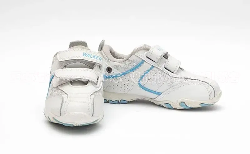 夏女运动鞋：2025年革新设计的潮流引领者